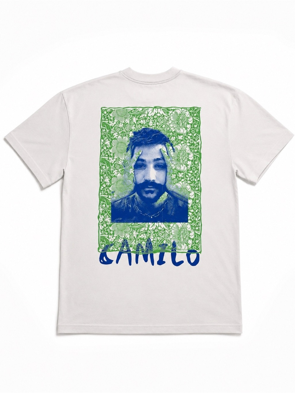 La Tienda de la Tribu x Camilo 'El Amor Es Mi Revolucion' Graphic T-Shirt Size M